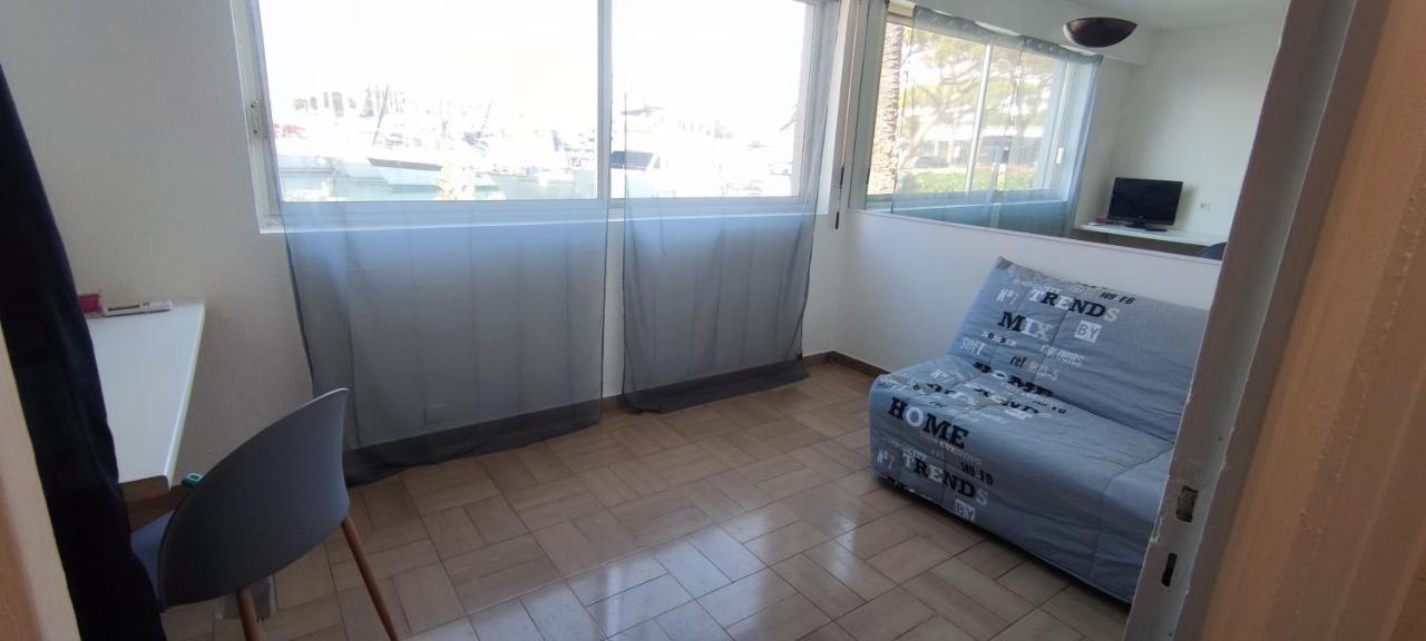Studio Meuble Marina Villeneuve-Loubet 06 Exteriér fotografie